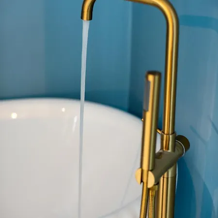 아파트호텔 Privee, Bain, Kitchenette, En Champagne 3*