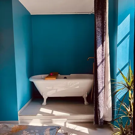 Privee, Bain, Kitchenette, En Champagne 3* Orges